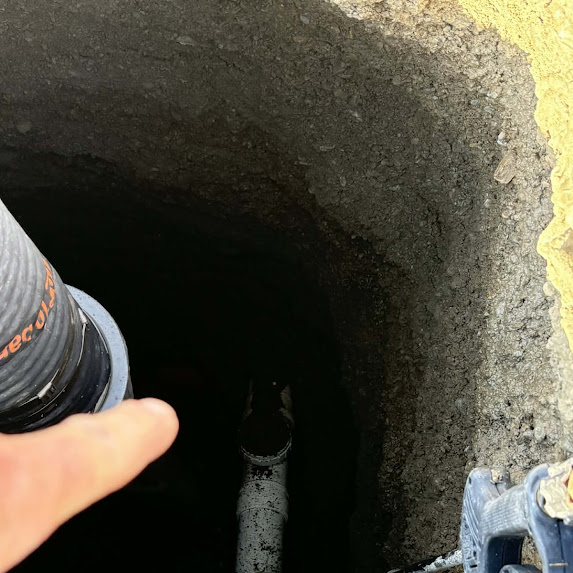 Pipe confirmed at depth in excavation — pipe locating Central Otago